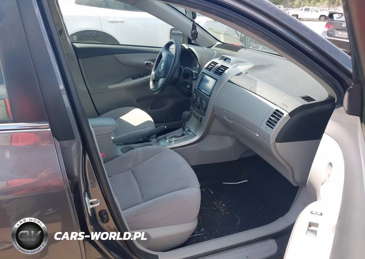 2013 Toyota Corolla Le VIN:JTDBU4EE0DJ117795 - 5