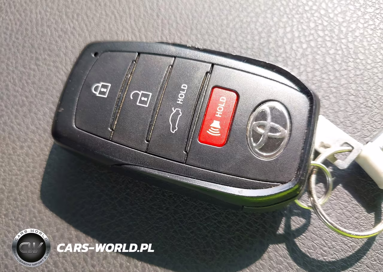 2026 Toyota Camry Se VIN:4T1DBADK0TU556864 - 11