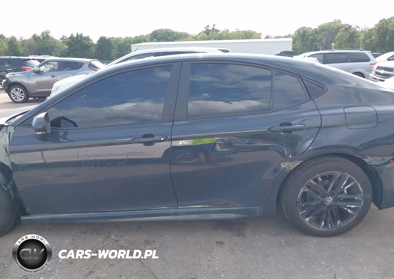 2026 Toyota Camry Se VIN:4T1DBADK0TU556864 - 15