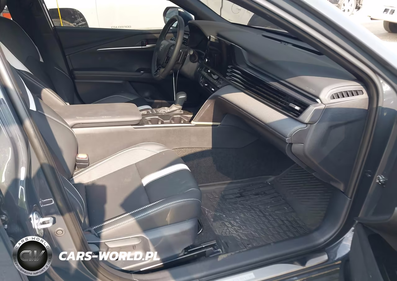 2026 Toyota Camry Se VIN:4T1DBADK0TU556864 - 5