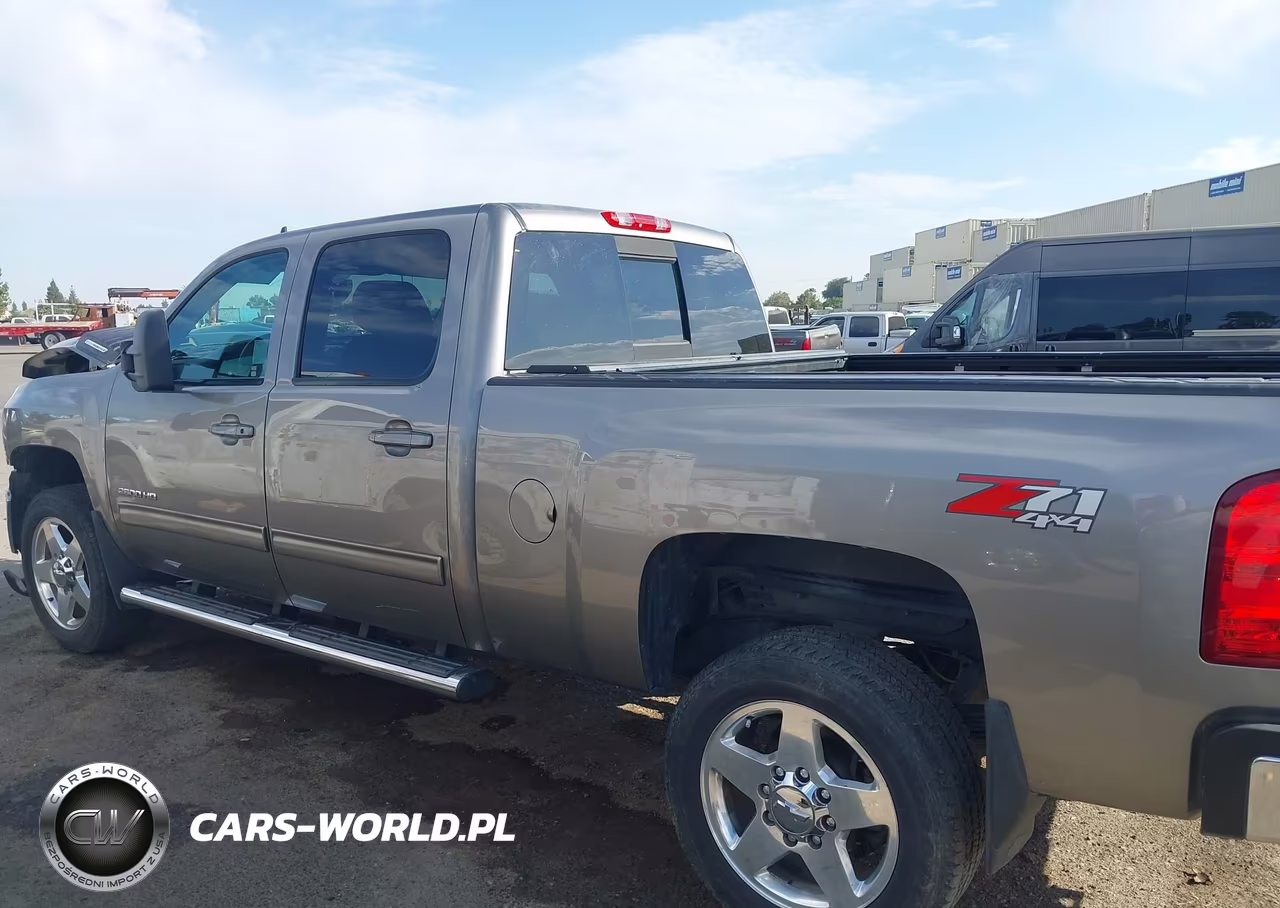 2014 Chevrolet Silverado 2500Hd Ltz VIN:1GC1KYE80EF131381 - 15