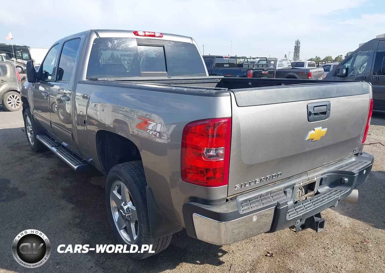 2014 Chevrolet Silverado 2500Hd Ltz VIN:1GC1KYE80EF131381 - 3