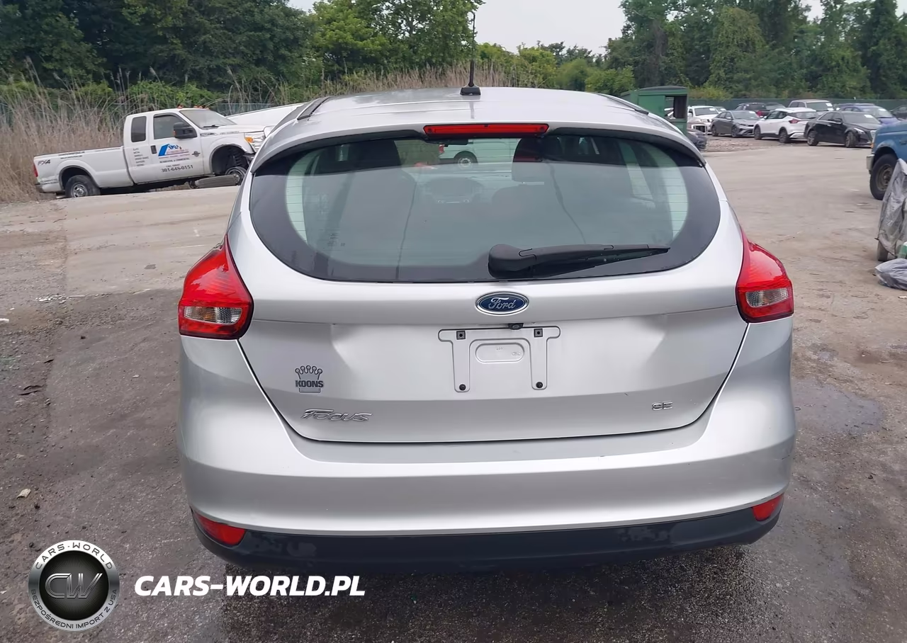 2016 Ford Focus Se VIN:1FADP3K20GL357111 - 16