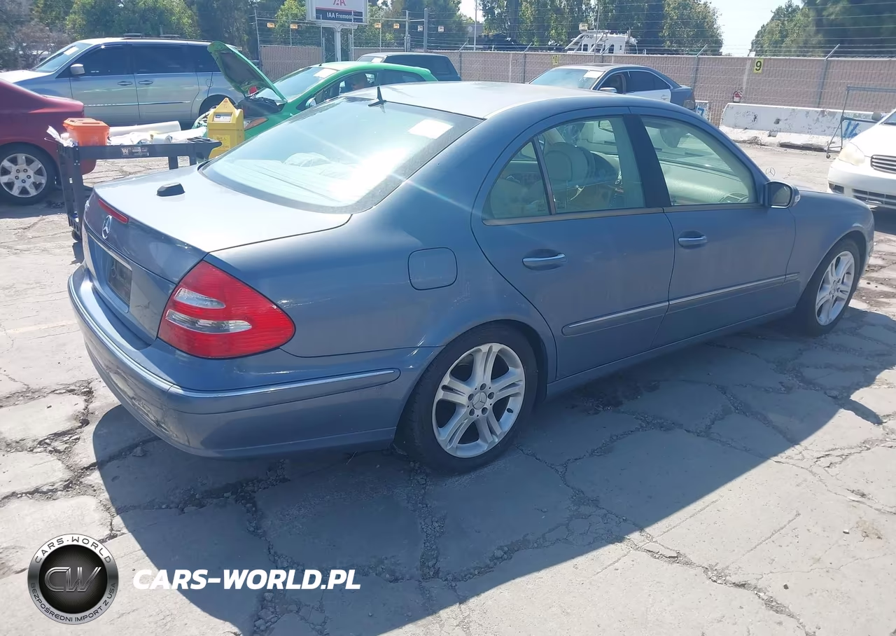 2005 Mercedes-Benz E 500 VIN:WDBUF70J45A751345 - 4