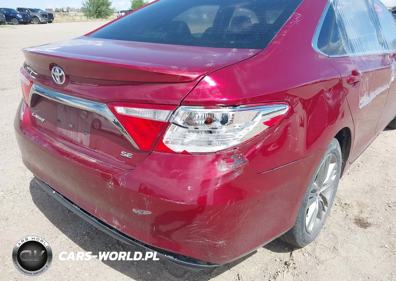 2016 Toyota Camry Se VIN:4T1BF1FK1GU530983 - 11