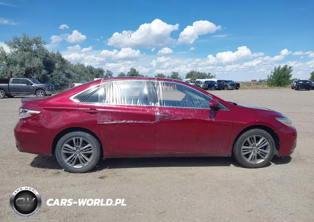 2016 Toyota Camry Se VIN:4T1BF1FK1GU530983 - 13