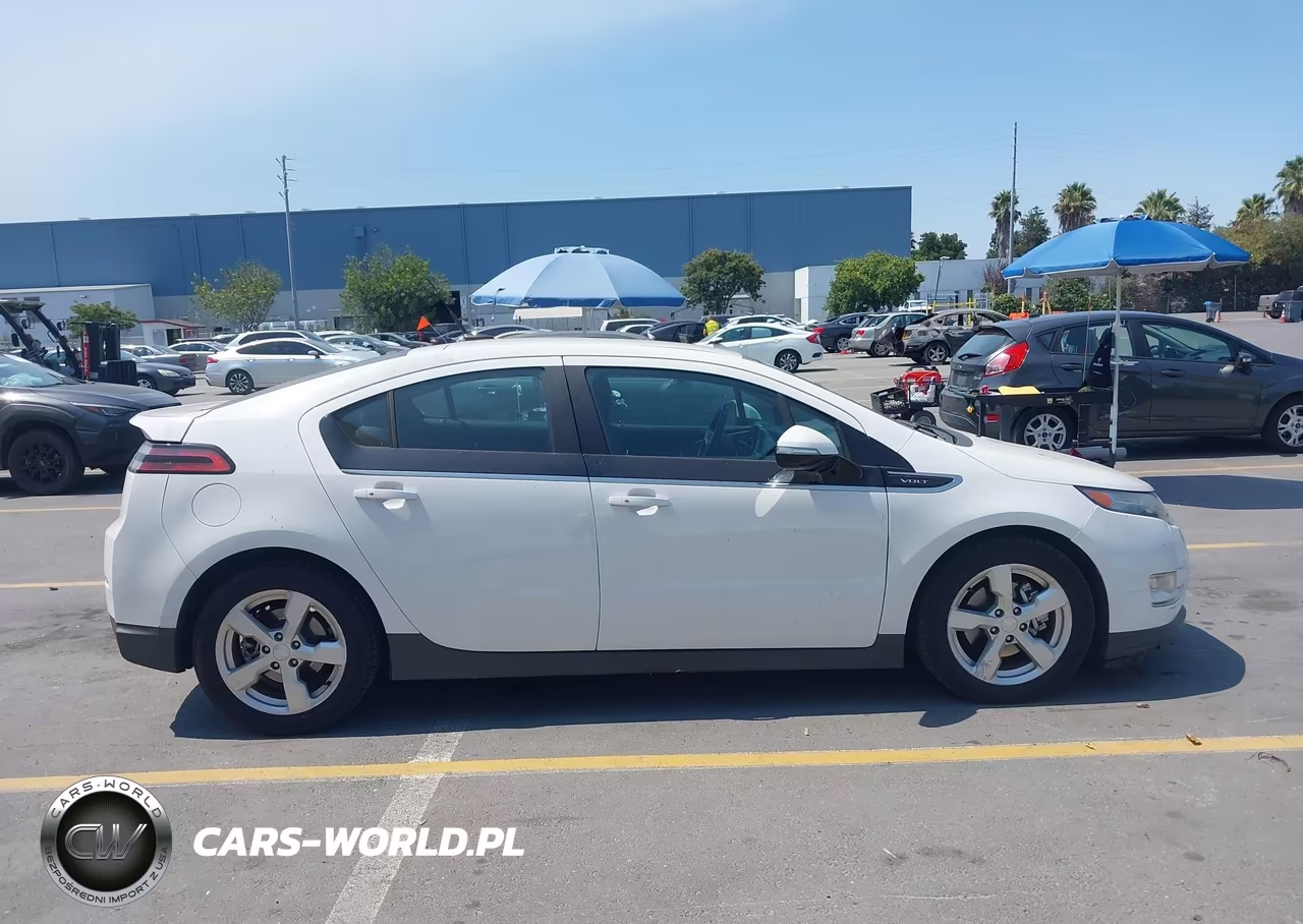 2013 Chevrolet Volt VIN:1G1RE6E4XDU122007 - 13