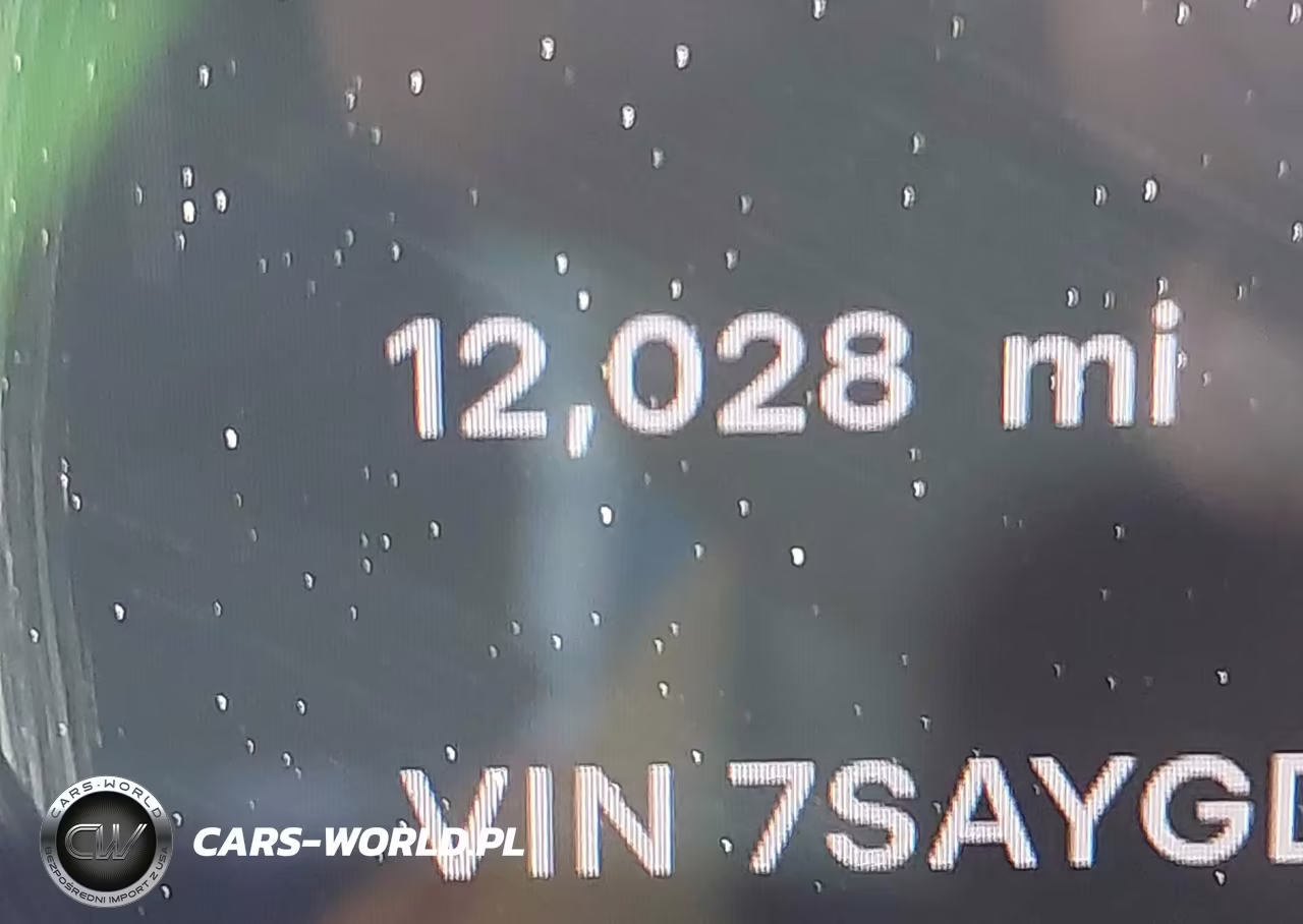 2026 Tesla Model Y Premium-Rear-Wheel Drive VIN:7SAYGDEDXTF637469 - 11