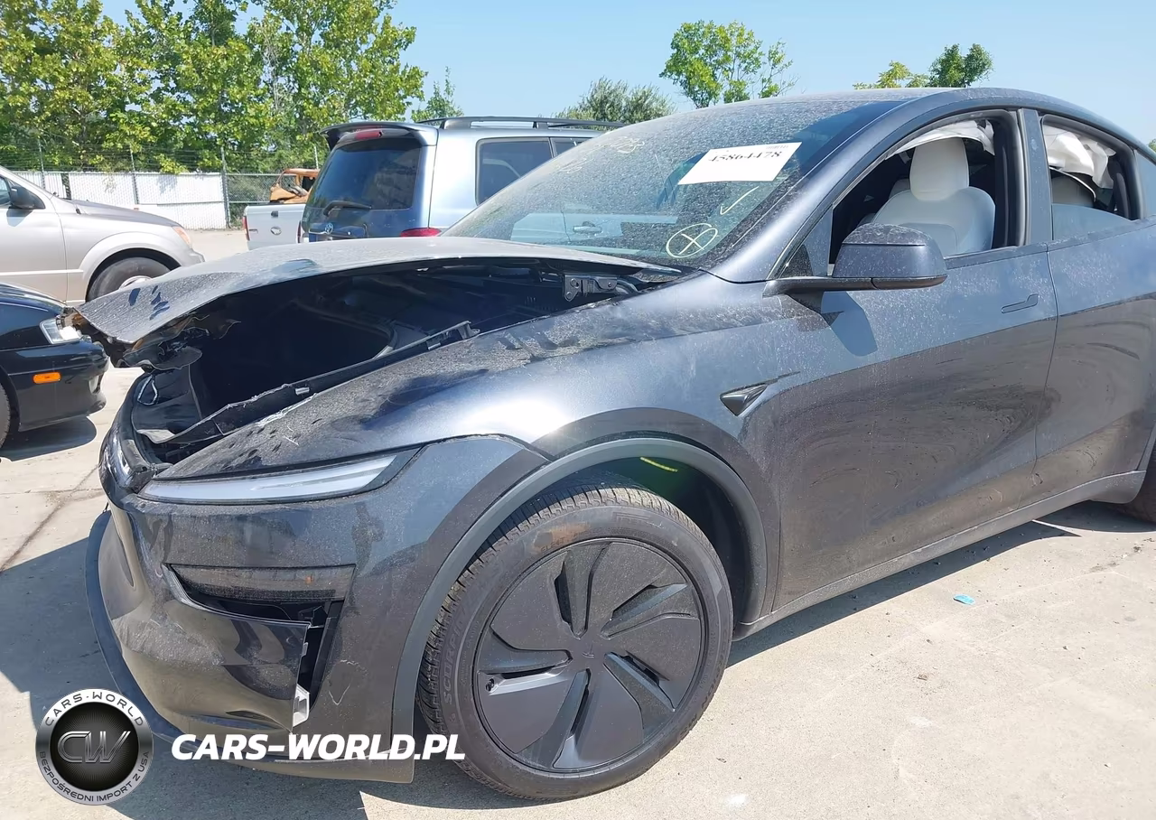 2026 Tesla Model Y Premium-Rear-Wheel Drive VIN:7SAYGDEDXTF637469 - 16