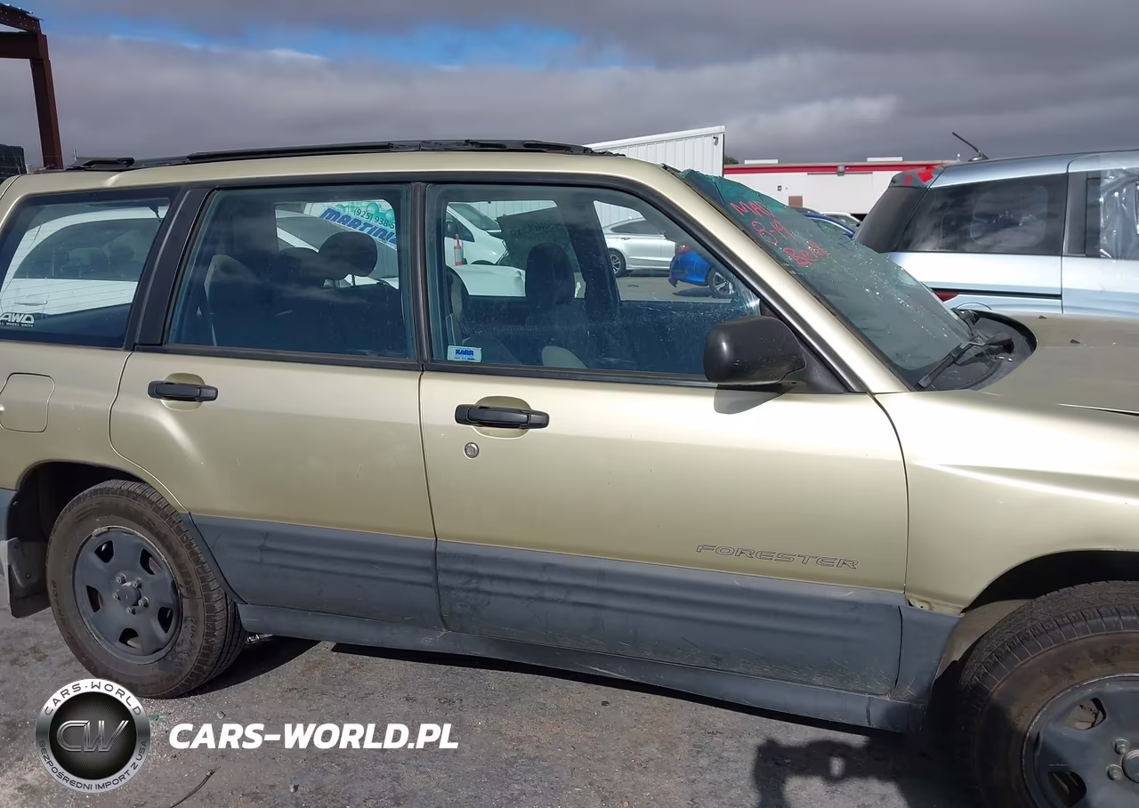 2002 Subaru Forester L VIN:JF1SF635X2H726217 - 17