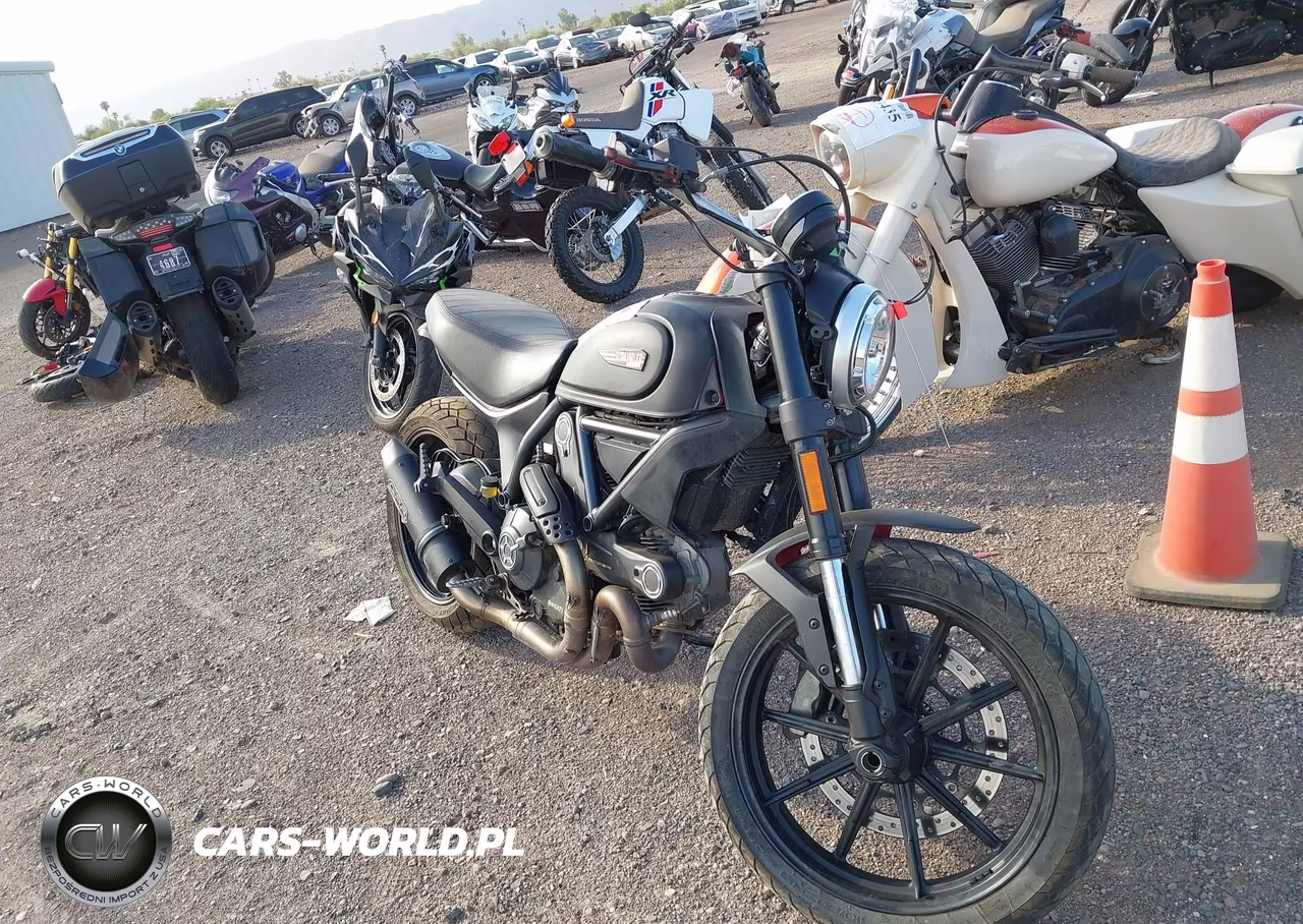 2016 Ducati Scrambler 800 – zdjęcie 1 z 13
