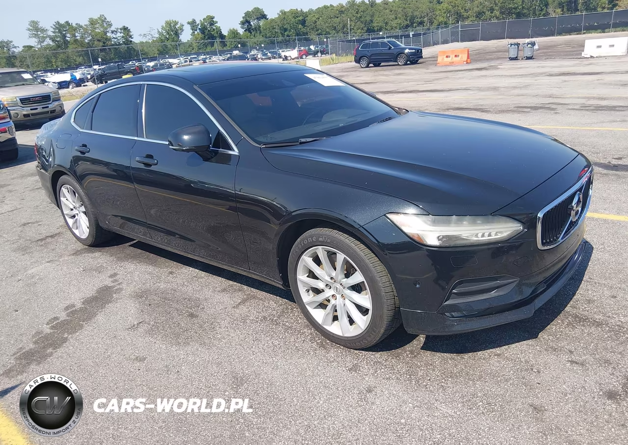 2017 Volvo S90 T6 Momentum – zdjęcie 1 z 18