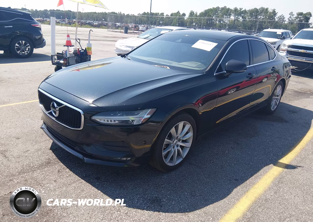 2017 Volvo S90 T6 Momentum VIN:YV1A22MK8H1005856 - 2