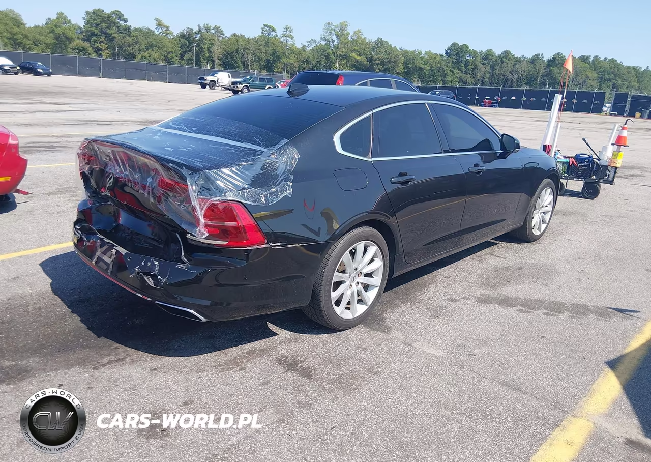 2017 Volvo S90 T6 Momentum VIN:YV1A22MK8H1005856 - 4