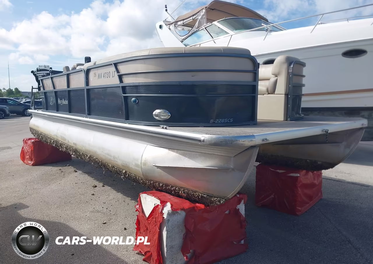 2017 Misty Harbor Pontoon