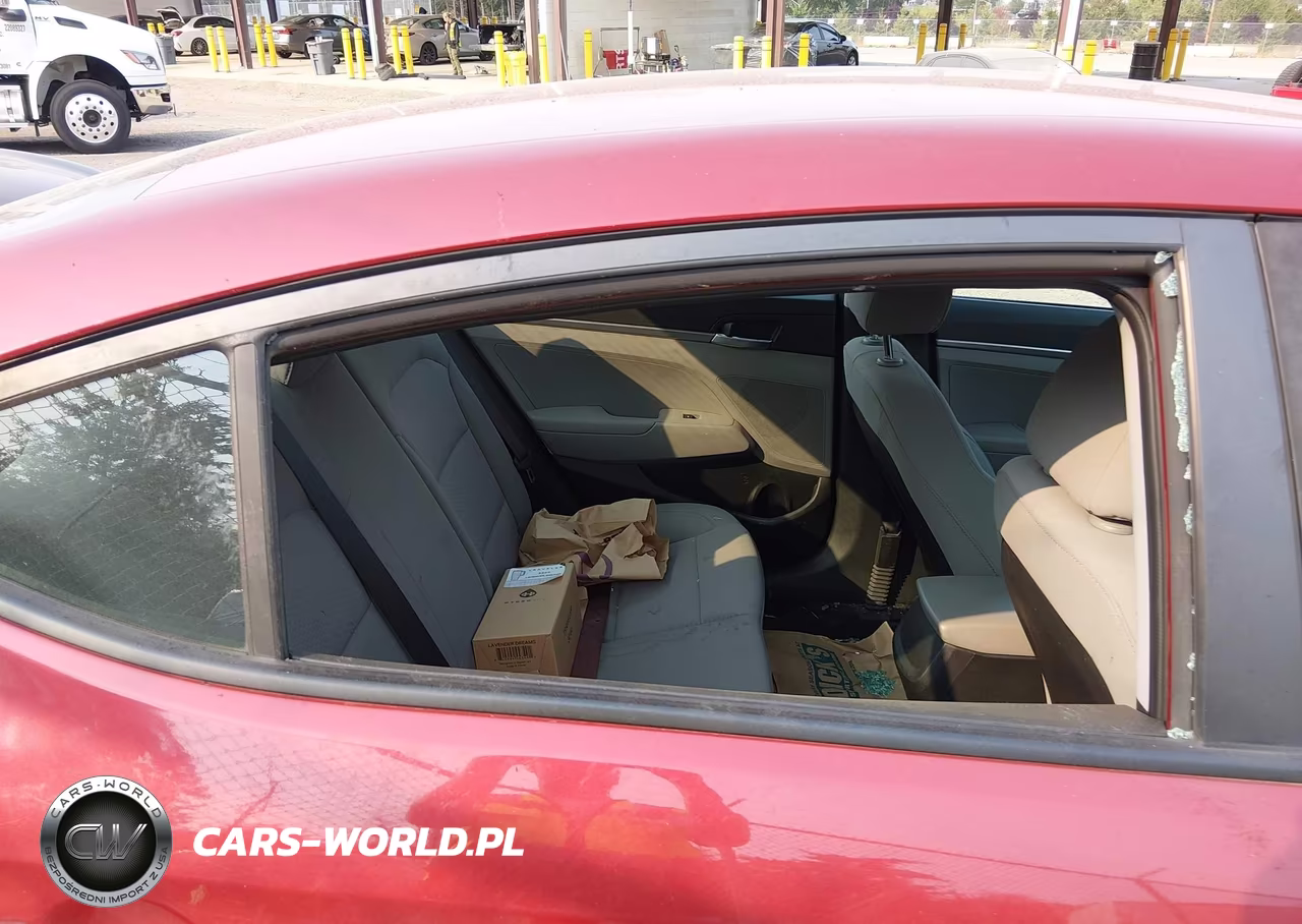 2019 Hyundai Elantra Se VIN:5NPD74LF7KH442655 - 17