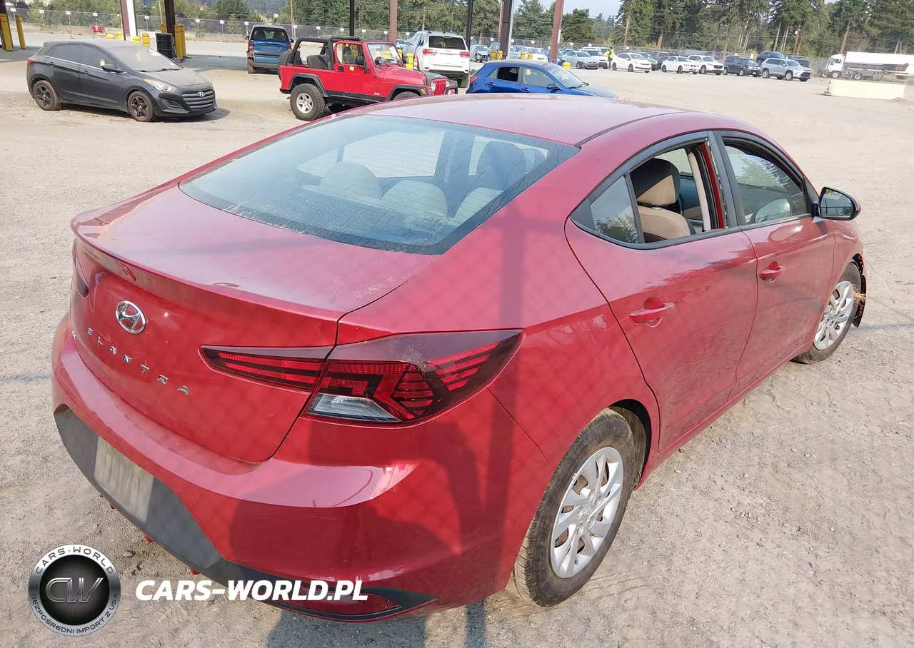 2019 Hyundai Elantra Se VIN:5NPD74LF7KH442655 - 4