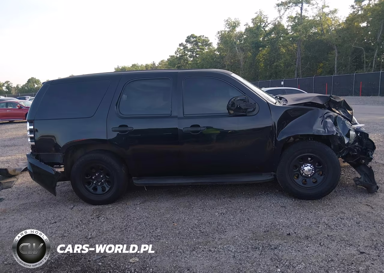 2014 Chevrolet Tahoe Commercial VIN:1GNLC2E0XER159871 - 14