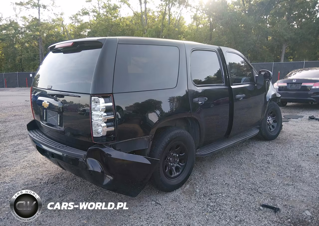 2014 Chevrolet Tahoe Commercial VIN:1GNLC2E0XER159871 - 4