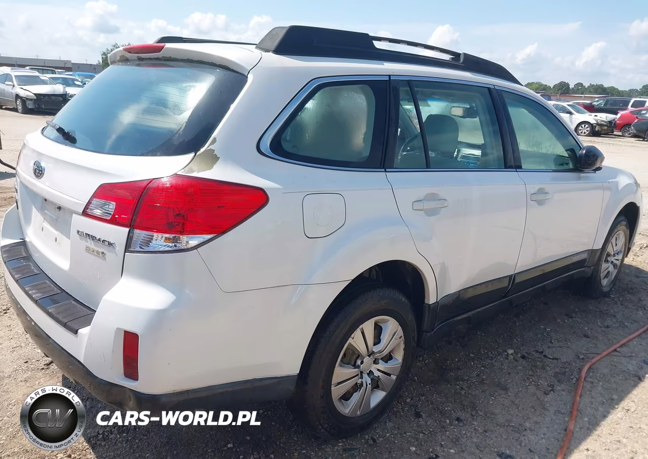 2011 Subaru Outback 2.5I VIN:4S4BRBAC1B3359468 - 4