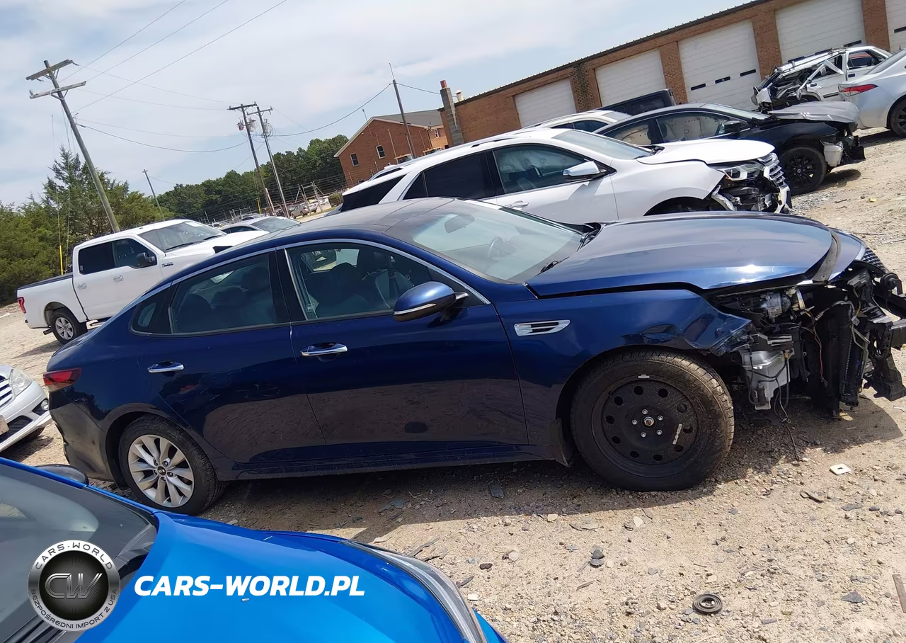 2018 Kia Optima S VIN:5XXGT4L35JG248926 - 14