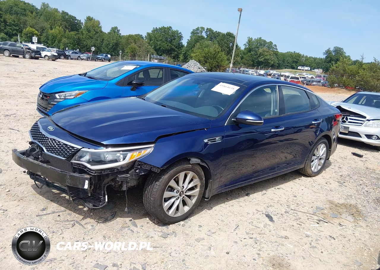 2018 Kia Optima S VIN:5XXGT4L35JG248926 - 2