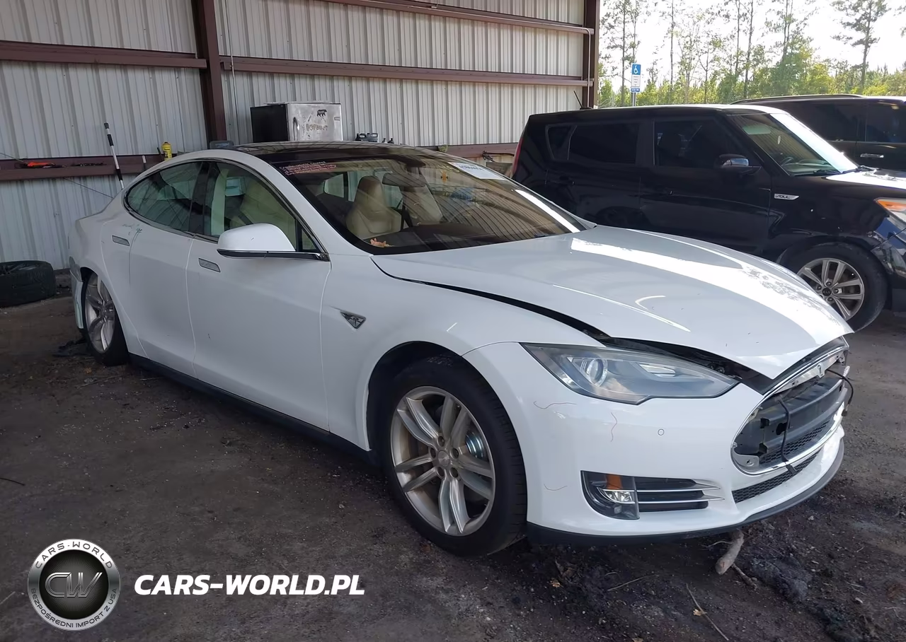 2013 Tesla Model S