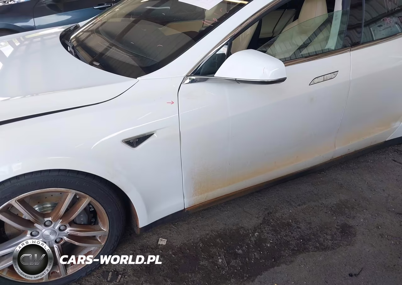 2013 Tesla Model S VIN:5YJSA1DNXDFP05493 - 6