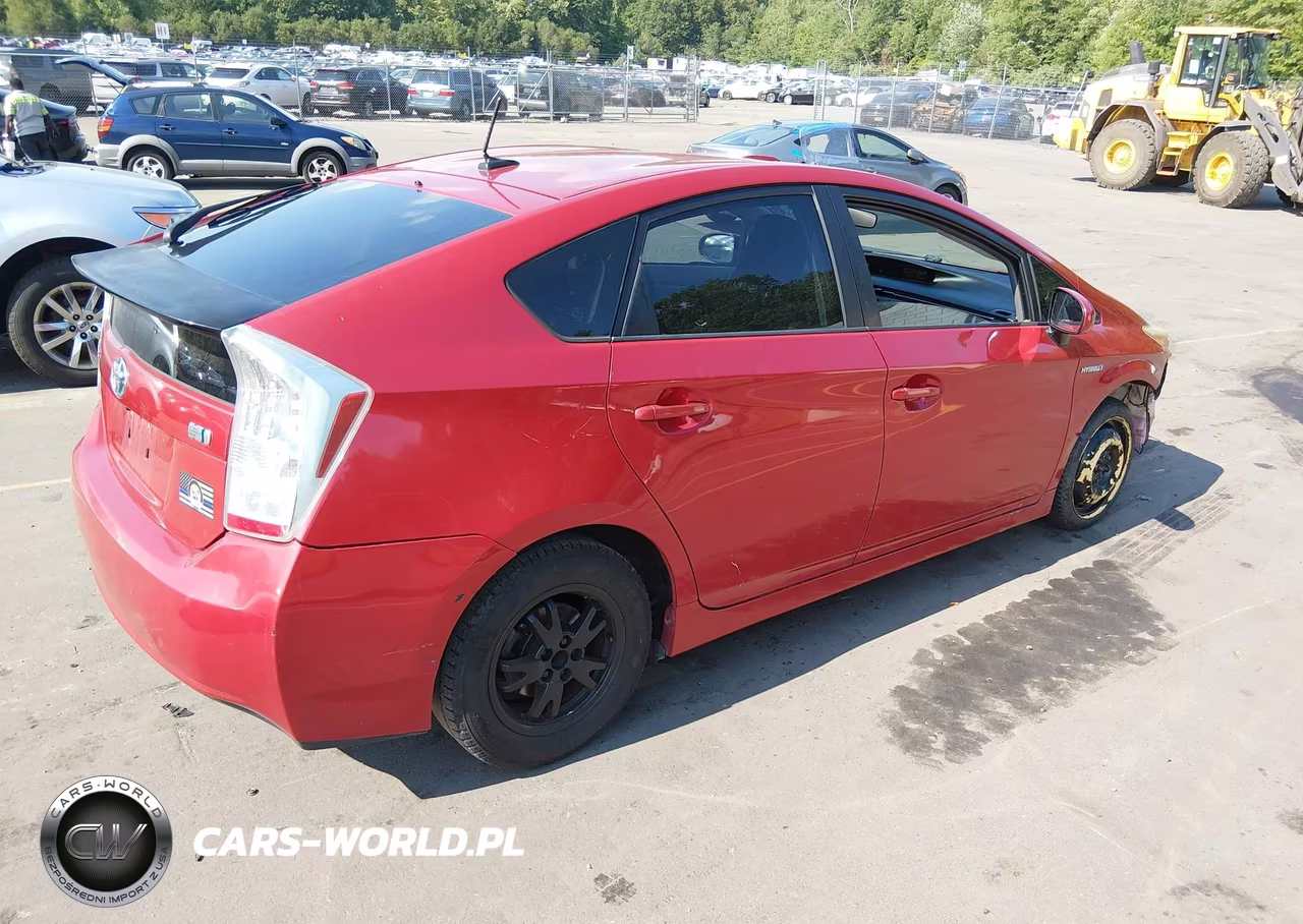 2011 Toyota Prius Three VIN:JTDKN3DU1B0287246 - 4