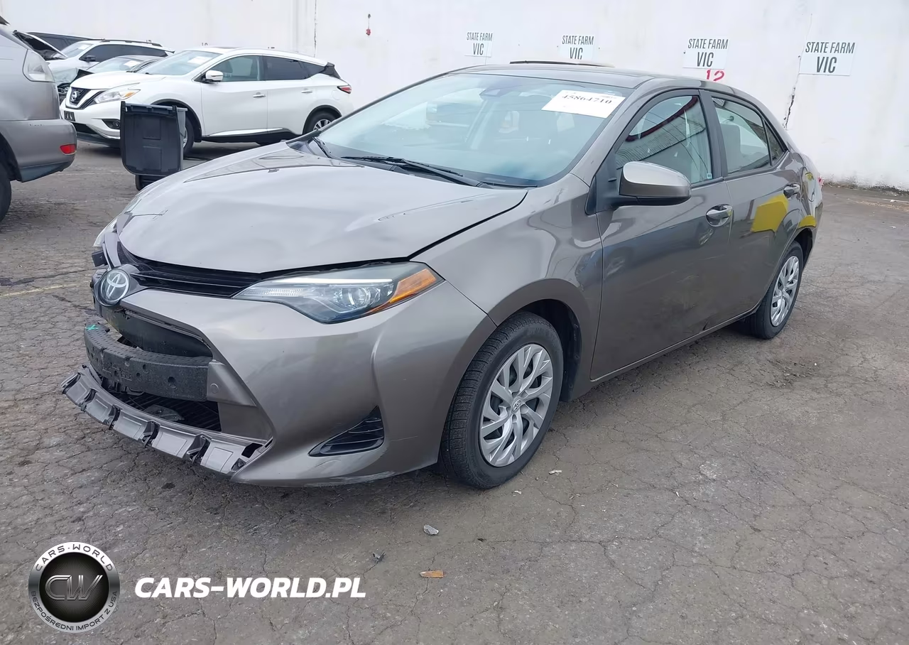 2018 Toyota Corolla Le VIN:2T1BURHE3JC061514 - 2