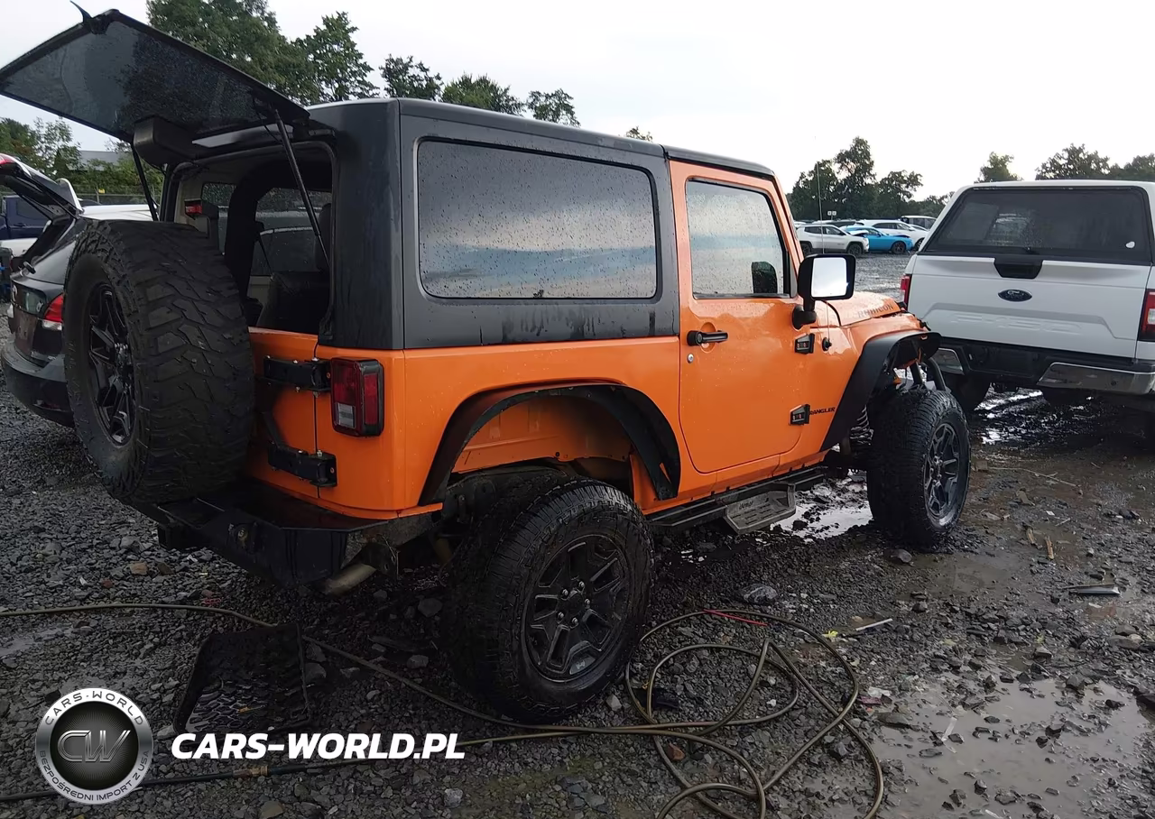 2012 Jeep Wrangler Rubicon VIN:1C4BJWCG3CL271834 - 4