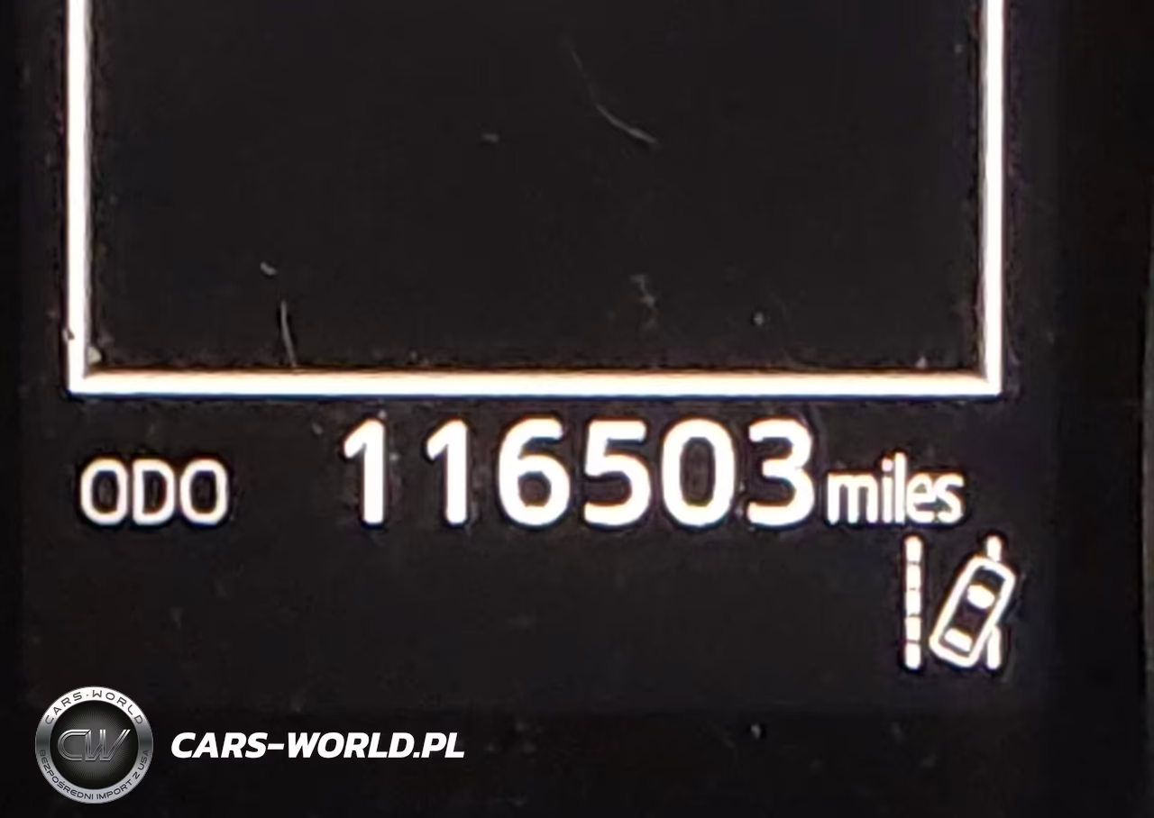2018 Toyota Camry Le VIN:JTNB11HK3J3016822 - 15