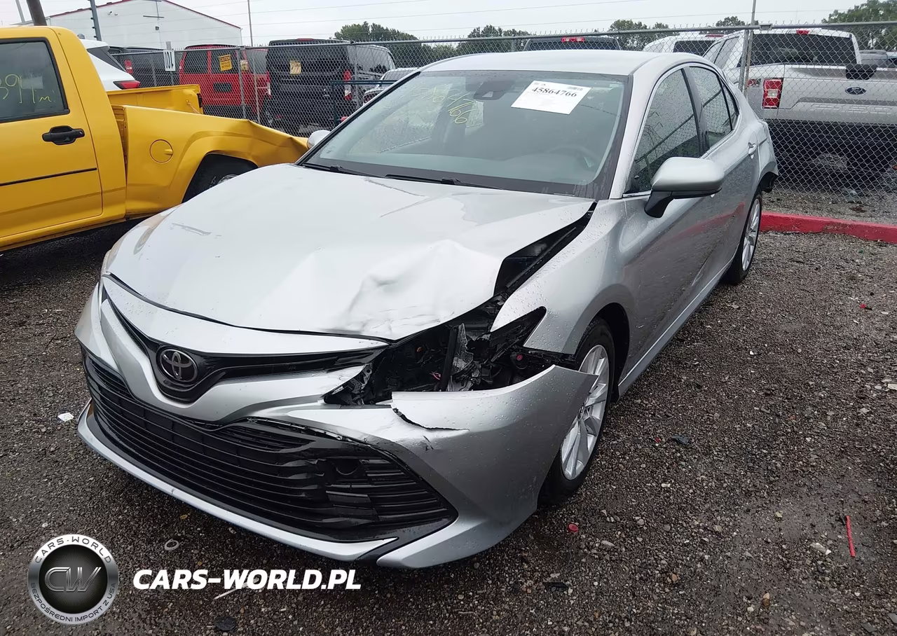 2018 Toyota Camry Le VIN:JTNB11HK3J3016822 - 2