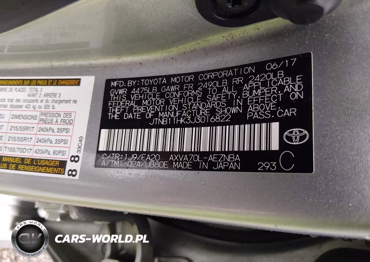2018 Toyota Camry Le VIN:JTNB11HK3J3016822 - 9