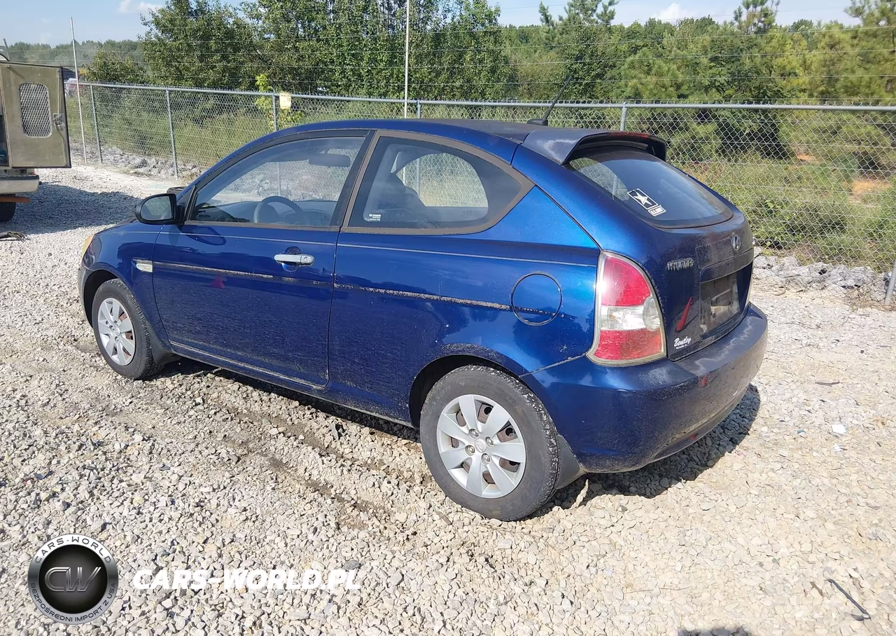 2009 Hyundai Accent Gs VIN:KMHCM36C19U135123 - 3