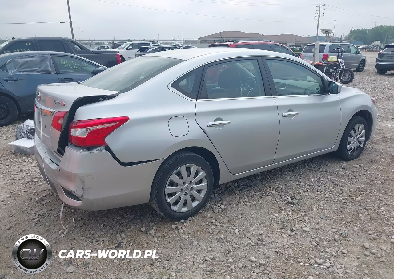 2016 Nissan Sentra S VIN:3N1AB7AP7GY278884 - 4