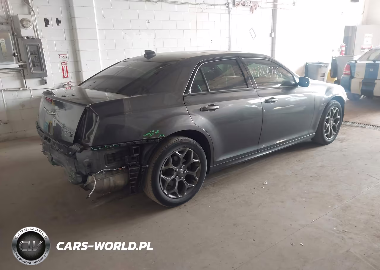 2018 Chrysler 300 300S Awd VIN:2C3CCAGG3JH280057 - 4