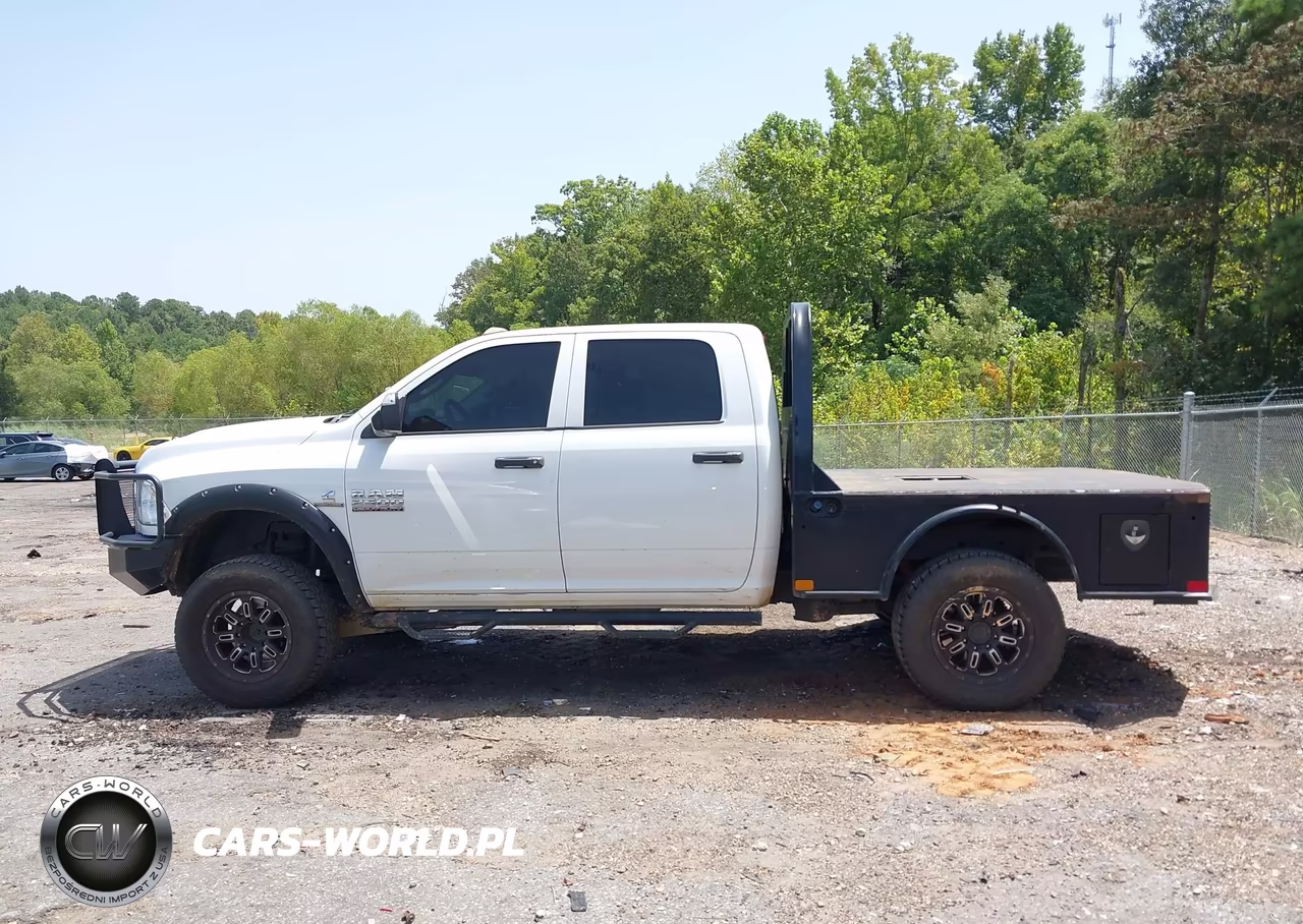 2018 Ram 2500 Tradesman 4X4 6'4 Box VIN:3C6UR5CL0JG275382 - 14