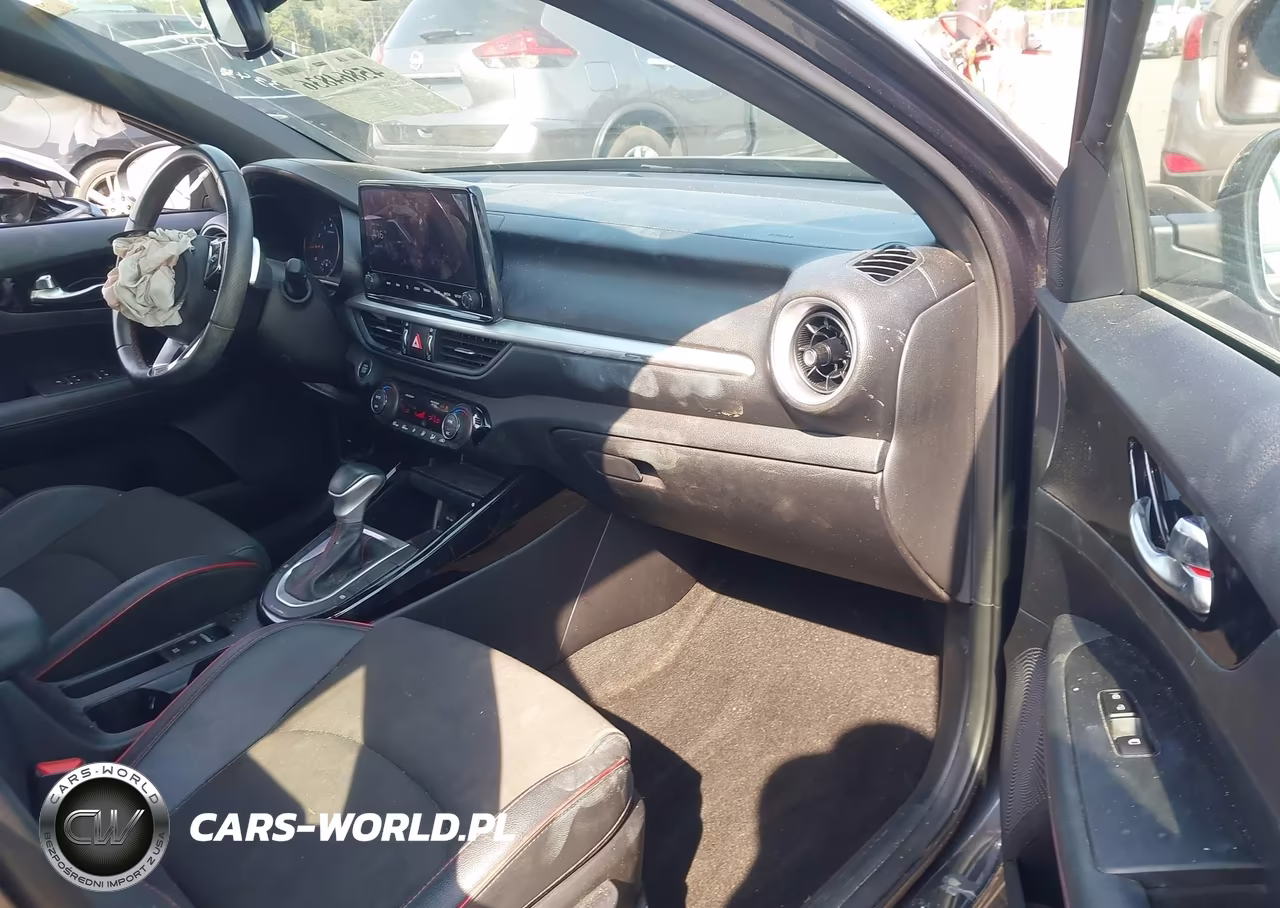 2024 Kia Forte Gt VIN:3KPF44AC8RE784575 - 5