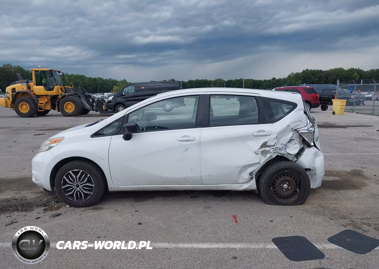 2015 Nissan Versa Note S (Sr)-S Plus-Sl-Sr-Sv VIN:3N1CE2CP9FL403430 - 15
