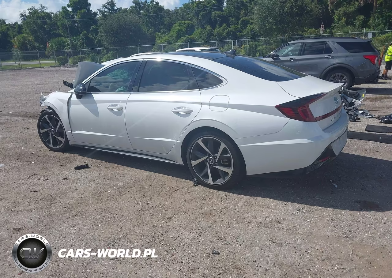 2022 Hyundai Sonata Sel Plus VIN:5NPEJ4J28NH150247 - 3