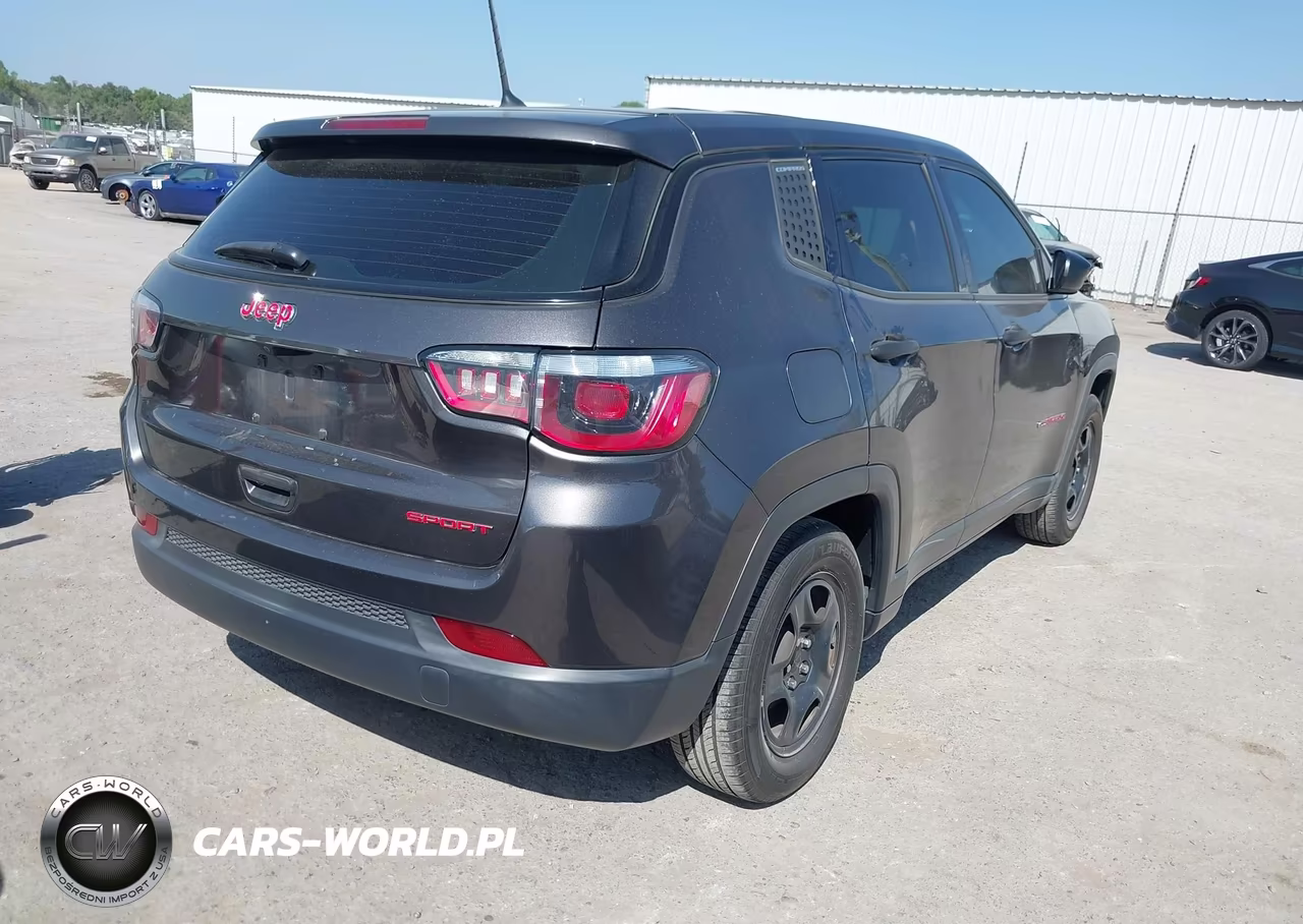 2018 Jeep Compass Sport Fwd VIN:3C4NJCABXJT204135 - 4