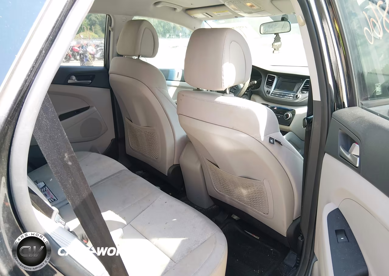 2017 Hyundai Tucson Se VIN:KM8J3CA44HU585518 - 8