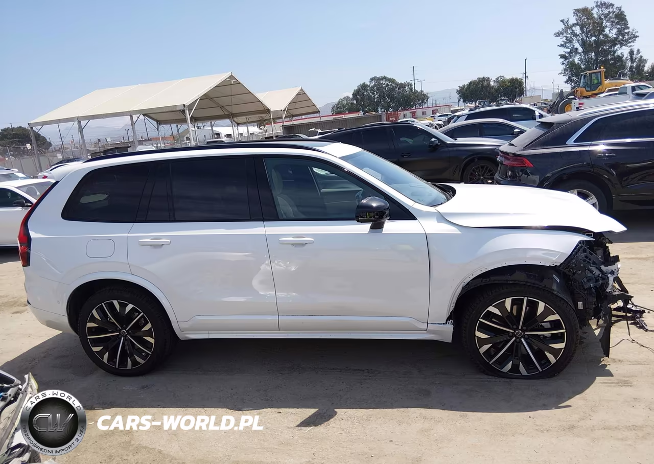 2026 Volvo Xc90 Plug-In Hybrid Ultra Dark Theme, T8 Awd, Electric-Gasoline, 7 Seats VIN:YV4H60PM3T1536270 - 14
