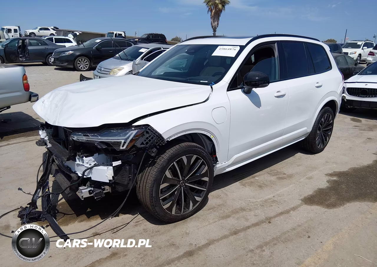 2026 Volvo Xc90 Plug-In Hybrid Ultra Dark Theme, T8 Awd, Electric-Gasoline, 7 Seats VIN:YV4H60PM3T1536270 - 2