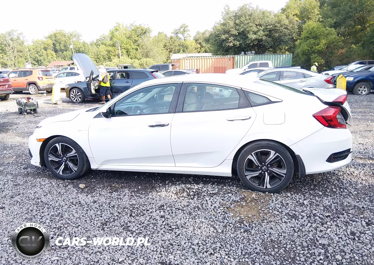 2016 Honda Civic Touring VIN:19XFC1F98GE020396 - 15