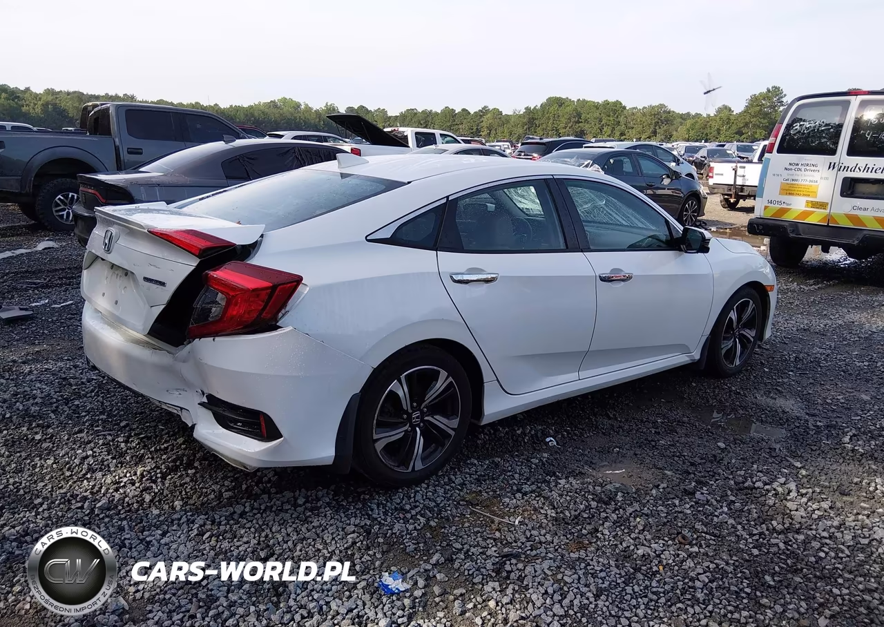 2016 Honda Civic Touring VIN:19XFC1F98GE020396 - 4