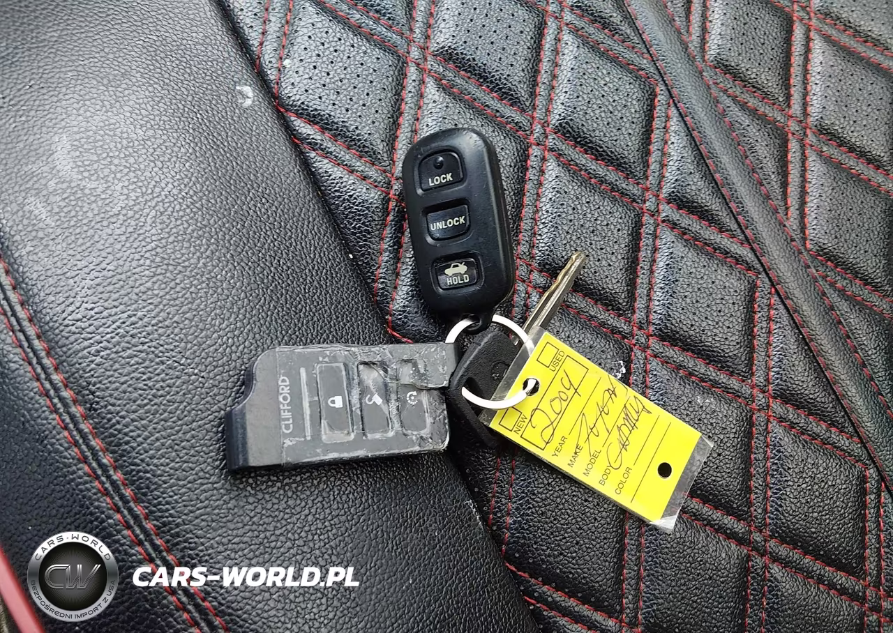 2004 Toyota Camry Le VIN:4T1BE32K84U287978 - 11