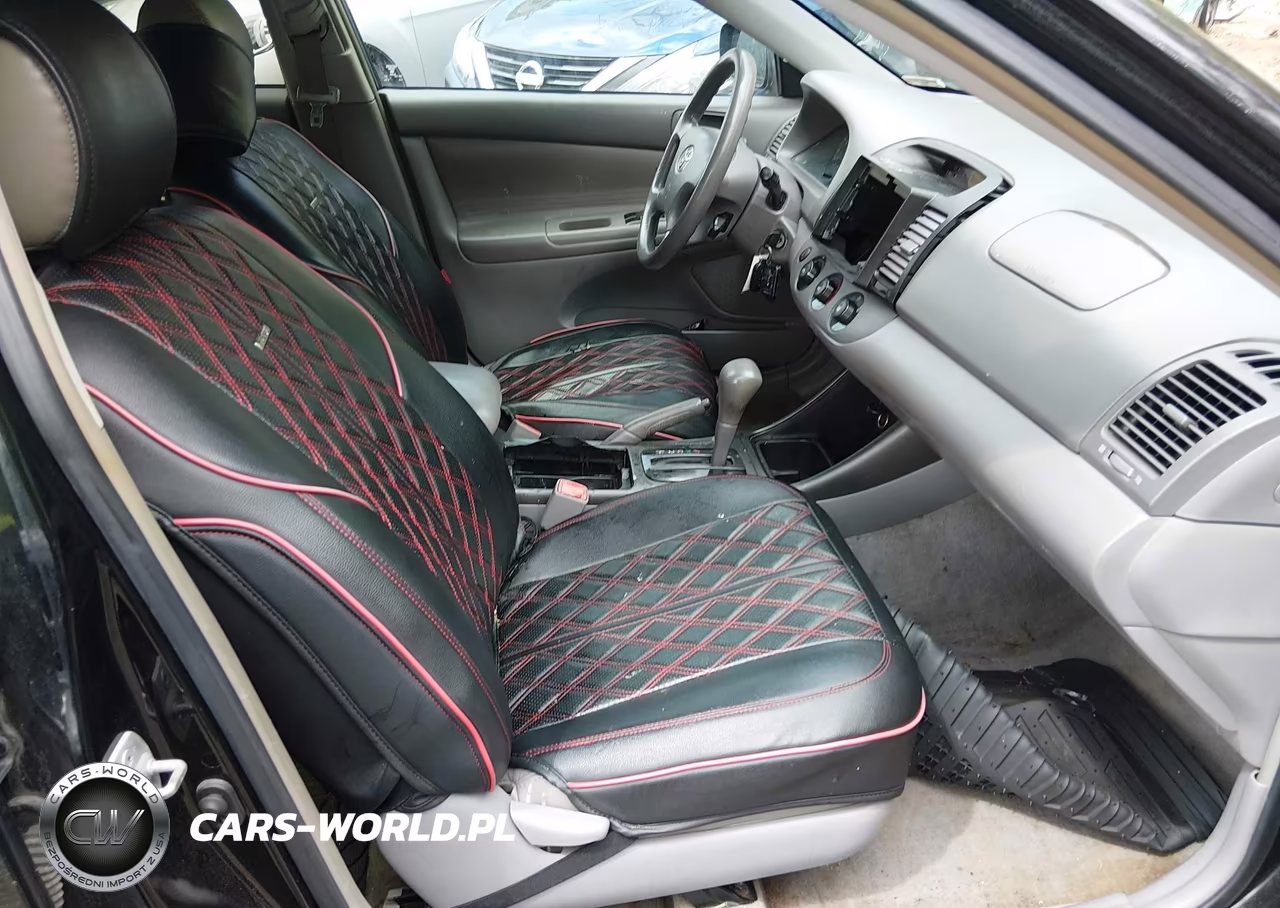2004 Toyota Camry Le VIN:4T1BE32K84U287978 - 5