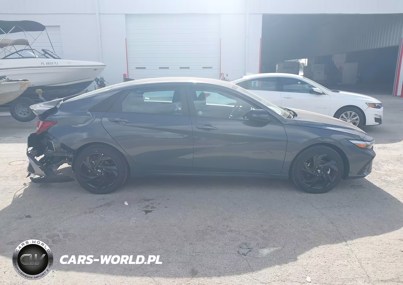 2026 Hyundai Elantra Sel Sport VIN:KMHLM4DG0TU121992 - 14